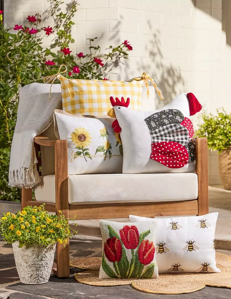 Spring Throw Pillows